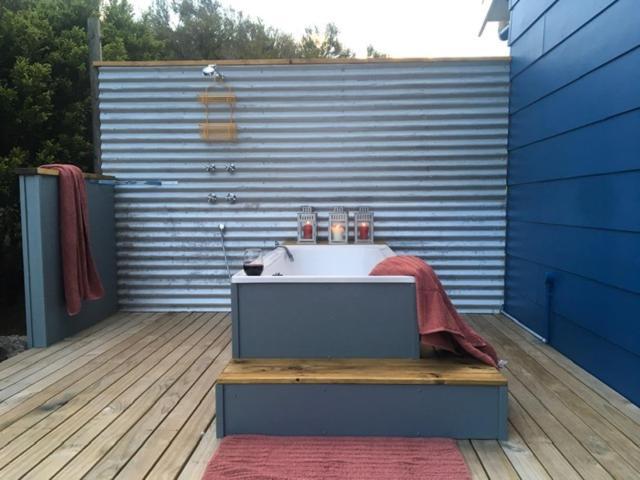 The Woolshed And Farmhouse Blue, Bruny Island Barnes Bay Ngoại thất bức ảnh